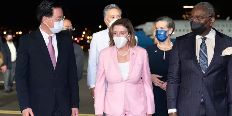 Nancy Pelosi durante visita a Taiwan Nancy Pelosi durante visita a Taiwan