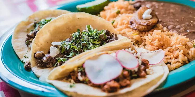 Plato de tacos Plato de tacos