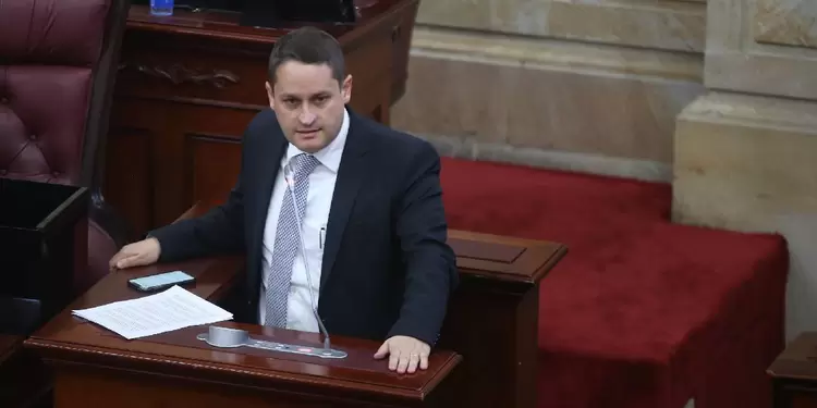 Juan Hernán Ortiz Zambrano Juan Hernán Ortiz Zambrano