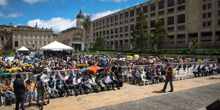 Dialogos regionales vinculantes - Bogotá