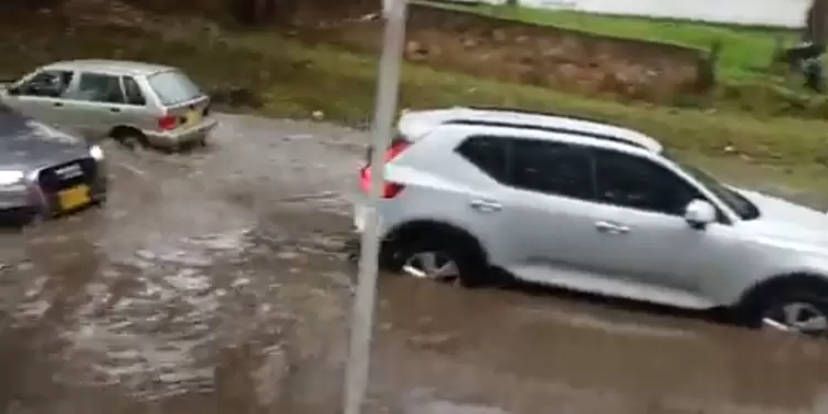 Descomuncal aguacero en Bogotá este domingo Descomuncal aguacero en Bogotá este domingo