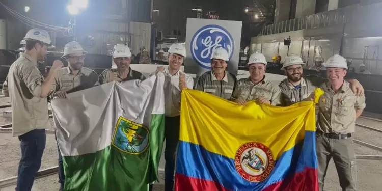 Funcionarios de Hidroituango celebran tras entrar en operación