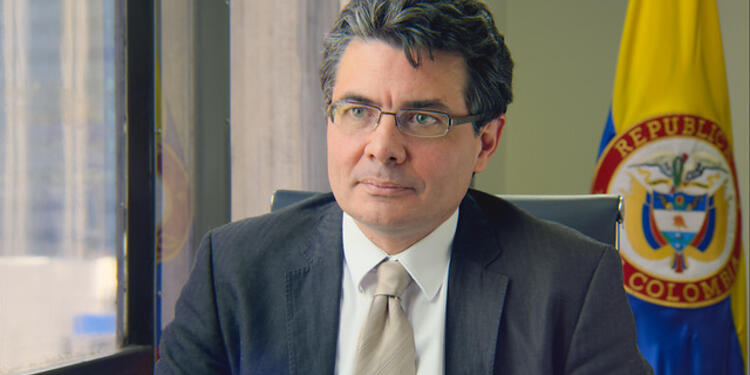 Alejandro-Gaviria-LAFm-Colprensa.jpg