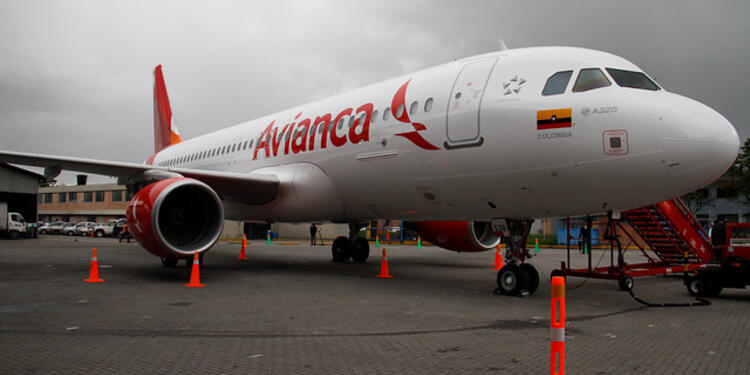 Avianca-Mario-Franco-Colprensa1.jpg