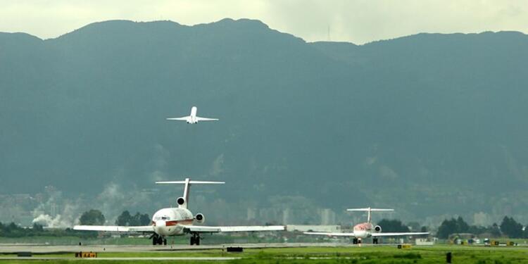 Aviones-Colprensa.jpg