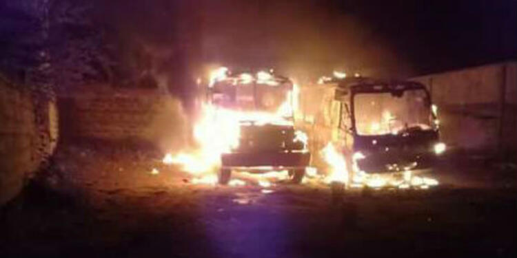 BUSES-QUEMADOS-1.jpg