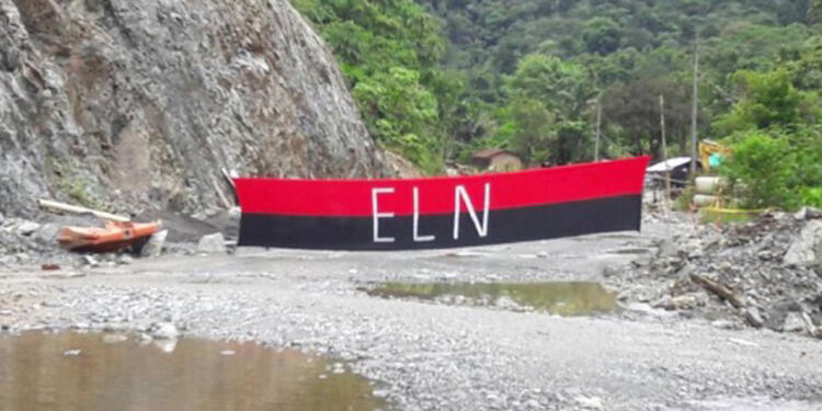 Bandera-ELN-Gobernación-de-Chocó1.jpg