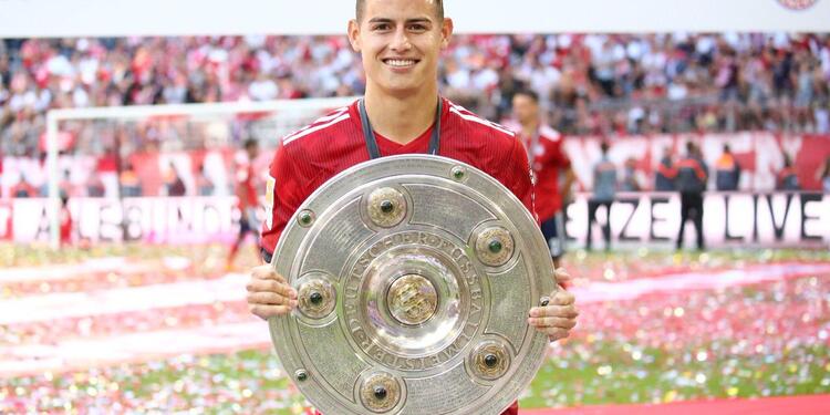 BayernJamesFotoOficialBUNDESLIGA1.jpg