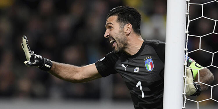 BuffonFotoOficialITALIA.jpg