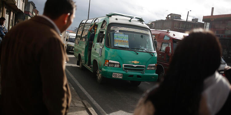 Buses-Bogotá-Colprensa-Juan-Páez.jpg
