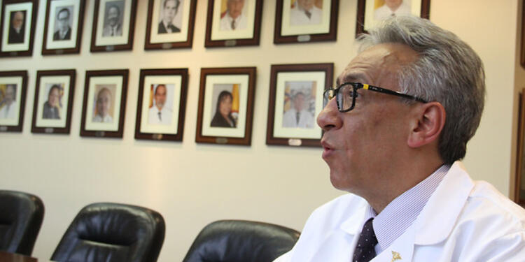 CARLOSVALDESMEDICINALEGALCOLPRENSA1.jpg