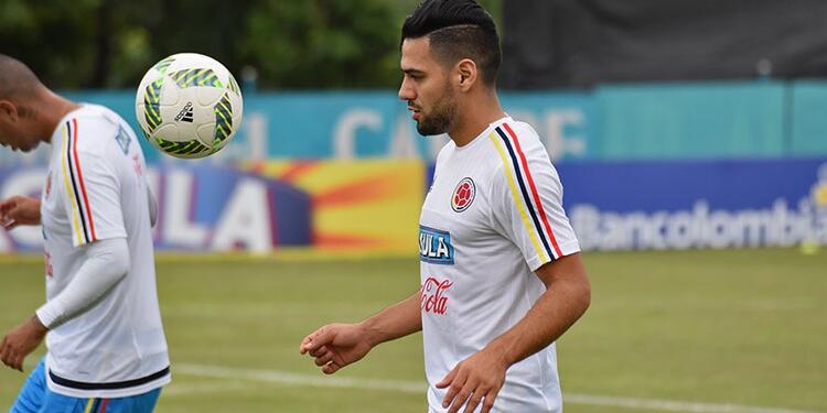 COLOMBIAENTRENAVSCHILE8NOV1621.jpg
