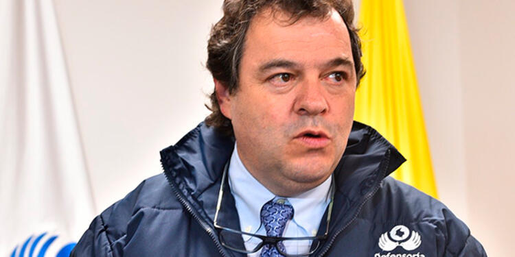 CarlosNegretDefensoriafoto.jpg