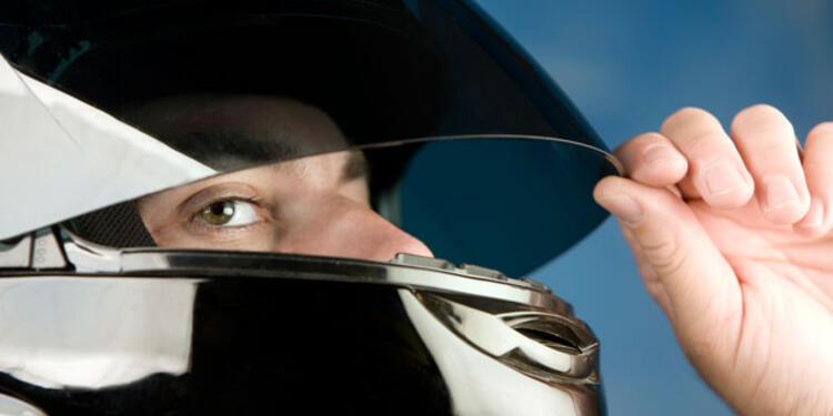 Casco-moto-Ingimage.jpg