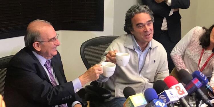 De-la-Calle-Fajardo-LA-FM.jpg