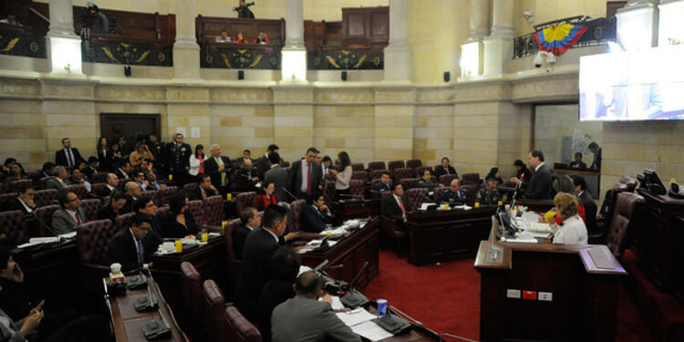 Debate-congreso-Colprensa-Diego-Pineda.jpg