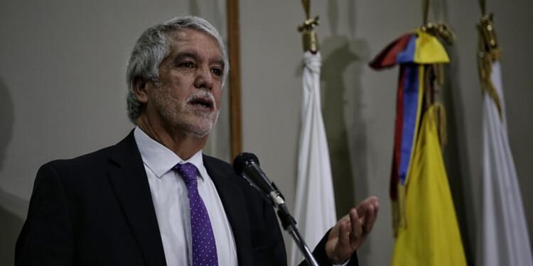 Enrique-Peñalosa-Colprensa-Luisa-González.jpg