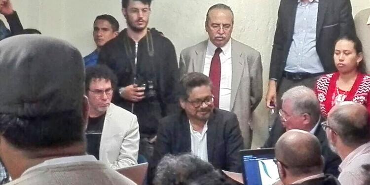 Farc-Congreso-LAFm2.jpg