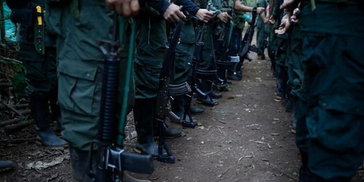 Guerrilleros-Farc-Colprensa-Juan-Páez.jpg