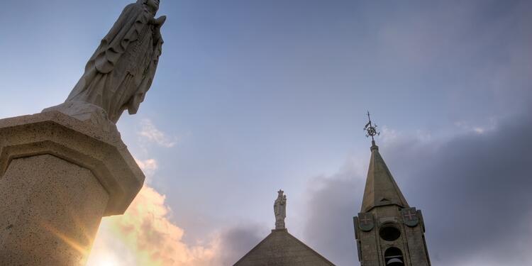 Iglesia-Ingimage.jpg
