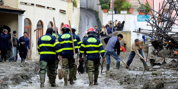 Ischia-LA-FM-AFP.jpg