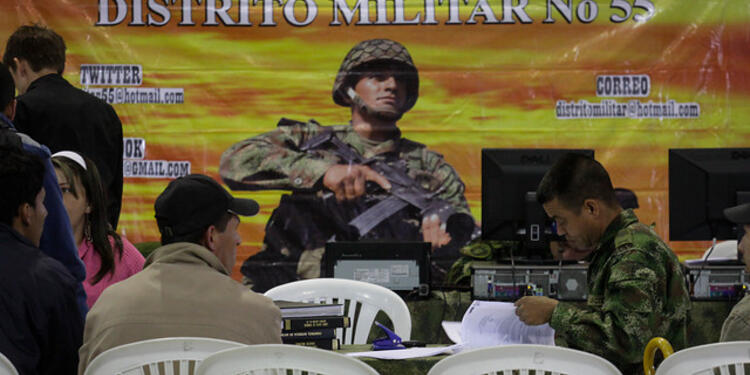 Jornadas-libreta-militar-Colprensa-Mauricio-Alvarado.jpg
