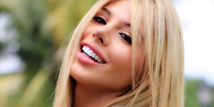 Lina-Arroyave-Instagram.jpg