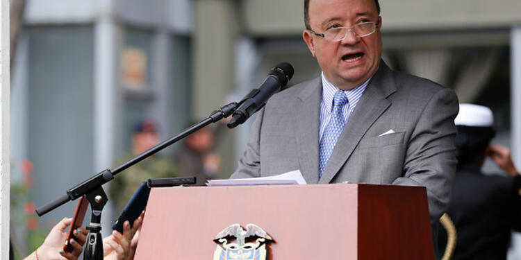 Luis-Carlos-Villegas-Colprensa-Juan-Páez.jpg