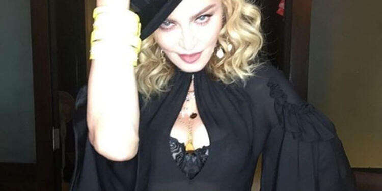 Madonna-@Madonna1.jpg