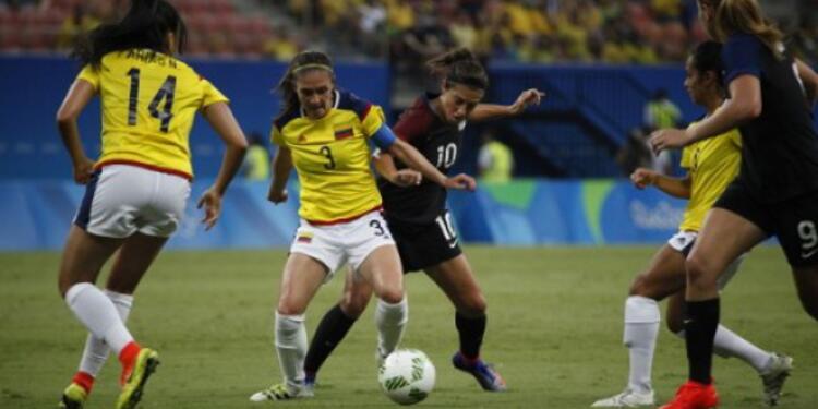 NATALIAGAITANSELECCIONFEMAFPLAFM1.jpg