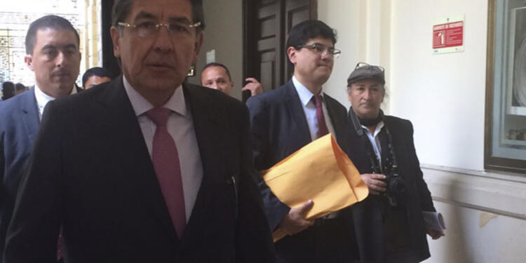 Nestor-H.-Martínez-Foto-LA-F.m..jpg