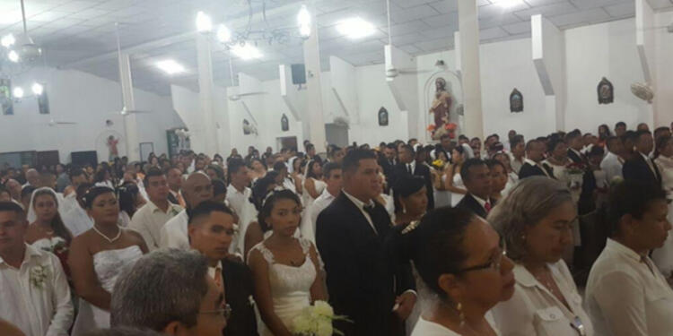 PAREJAS140.jpg