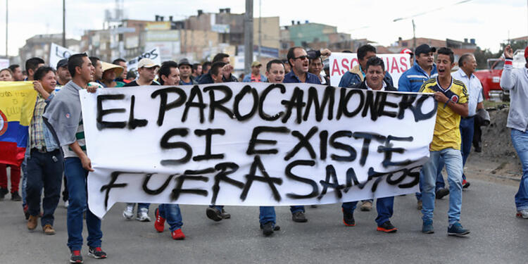 Paro-camionero-Colprensa-Juan-Páez.jpg