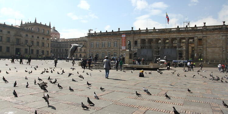 Plaza-de-Bolívar-Colprensa.jpg