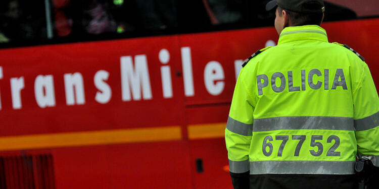 Policía-Transmilenio-Colprensa.jpg