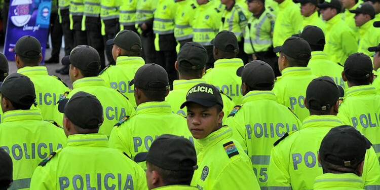 Policías-colprensa.jpg Policías-colprensa.jpg