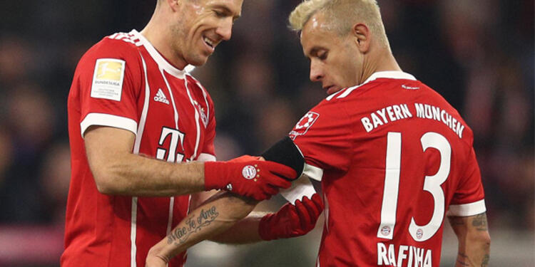 RobbenRafinhaFotoOFICIALBAYERN1.jpg