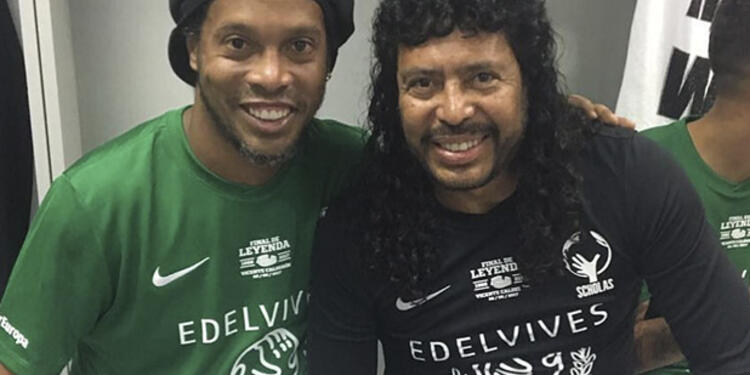RonaldinhoHiguitaCalderón1.jpg
