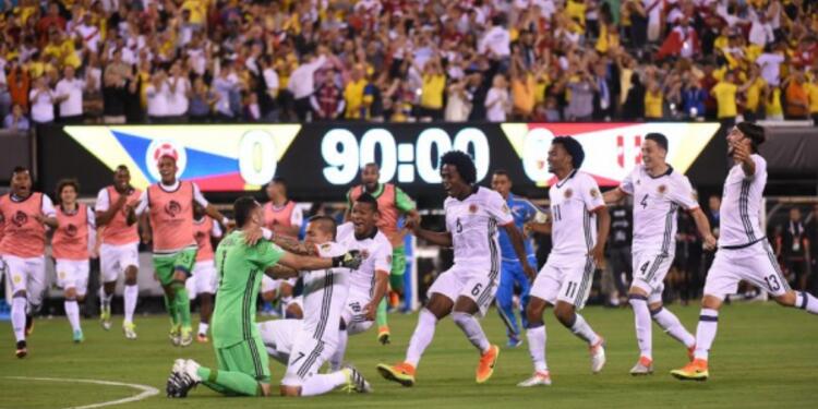 SELECCIONCOLOMBIACENTENARIOAFPLAFM1.jpg