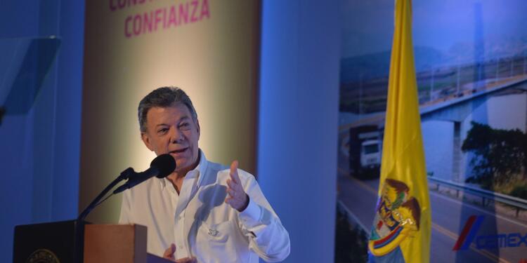 Santos-LAFm-Presidencia5.jpg