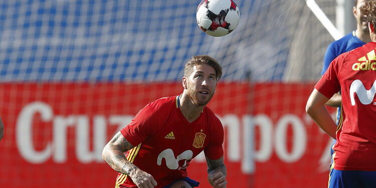 SergioRamosEspañaOficialRFEF.jpg