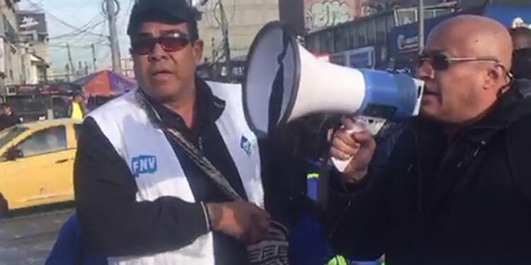SindicatoProtestaTMFotoLAFM.jpg