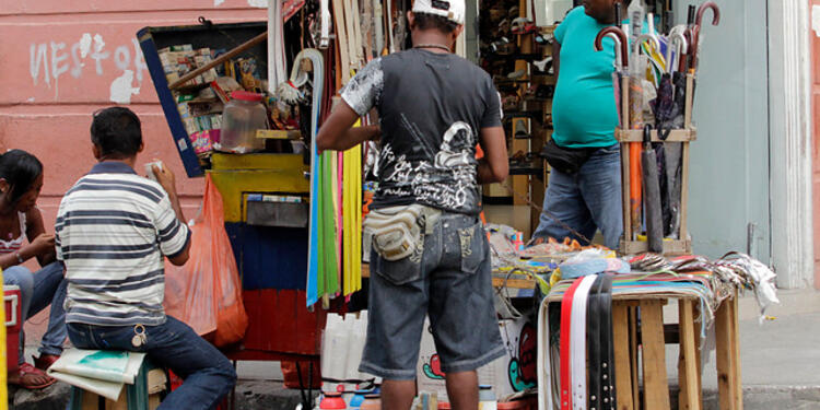 VEndedores-Cartagena-Raúl-Palacios-Colprensa.jpg
