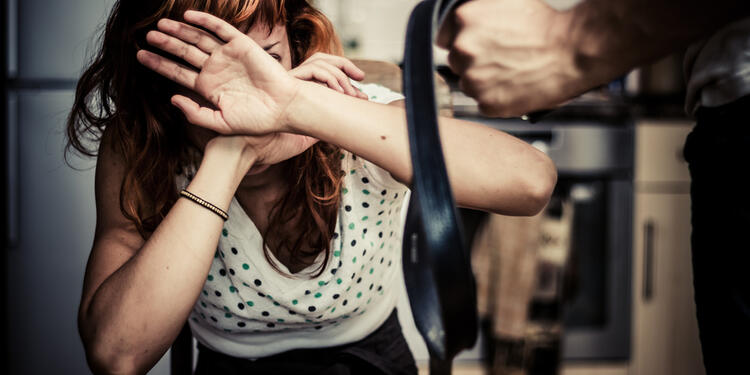 Violencia-mujer-LAFM-Ingimage1.jpg