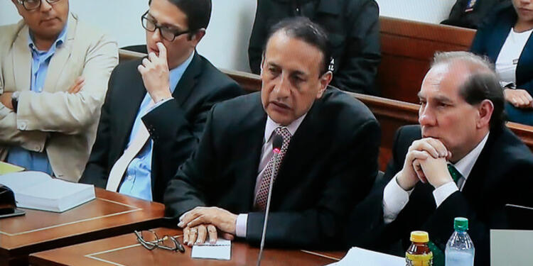 alvarocruzgobcolprensalafm1.jpg