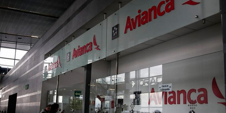 aviancacolprensavueloslafm.jpg