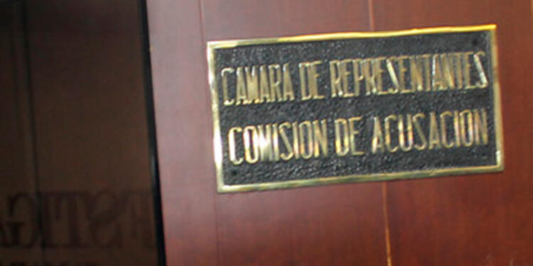 comisiondeacusacionescolprensa.jpg