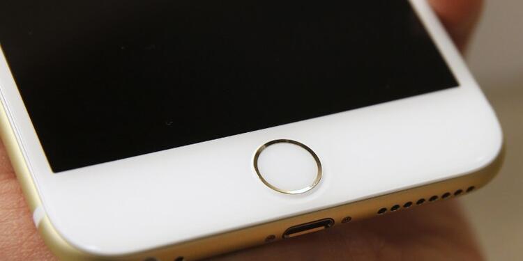 iPhoneAFPLAFM1.jpg