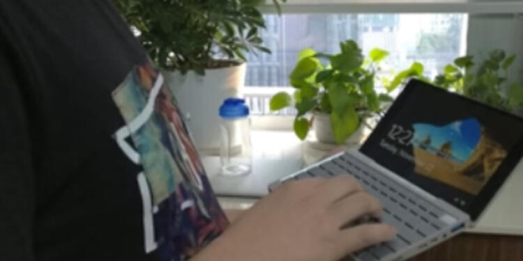 laptopbolsillo1.jpg