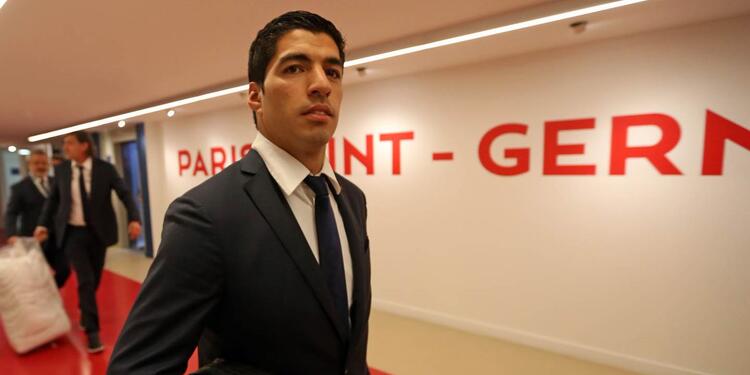 luissuarez1ofi1.jpg